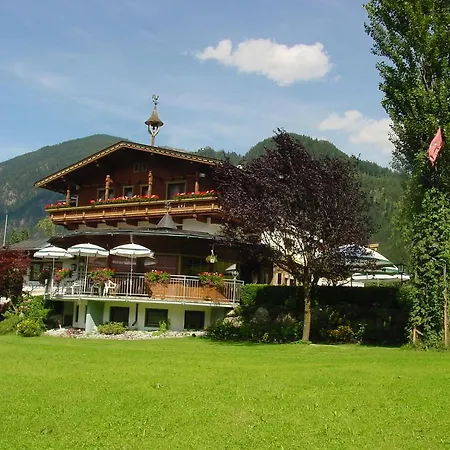 Stoanerhof فندق