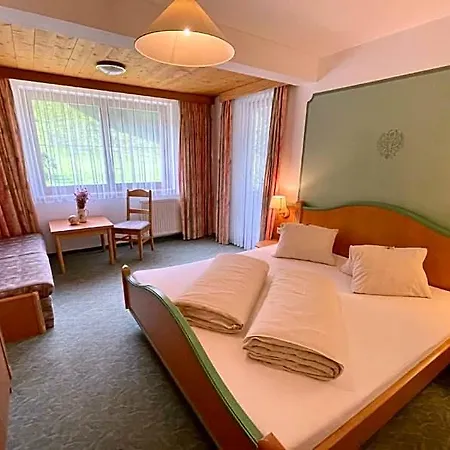 Hotel Stoanerhof