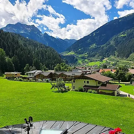 Stoanerhof Hotel 3*