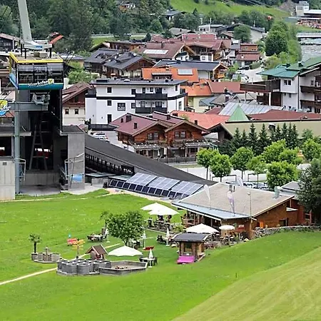 Hotel Stoanerhof Mayrhofen