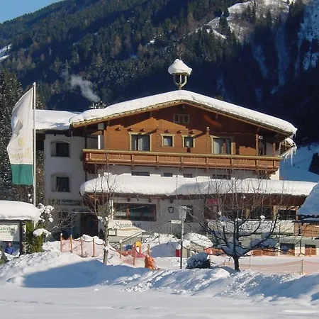 Stoanerhof فندق 3*