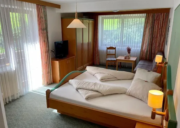 Hotel Stoanerhof Mayrhofen