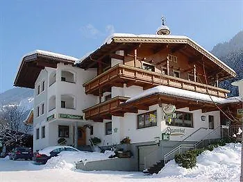 Hotel Stoanerhof Mayrhofen