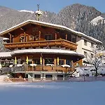 Hotel Gasthof Stoanerhof