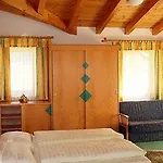 Hotel Gasthof Stoanerhof Mayrhofen