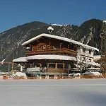Hotel Hotel Gasthof Stoanerhof 3*