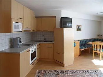 מלון Stoanerhof 3*